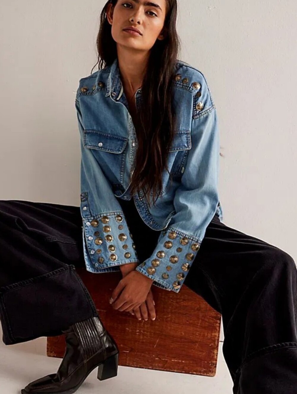Free People Austin Stud Detail Snap Denim Jacket Cotton Blue & Silver Size XS